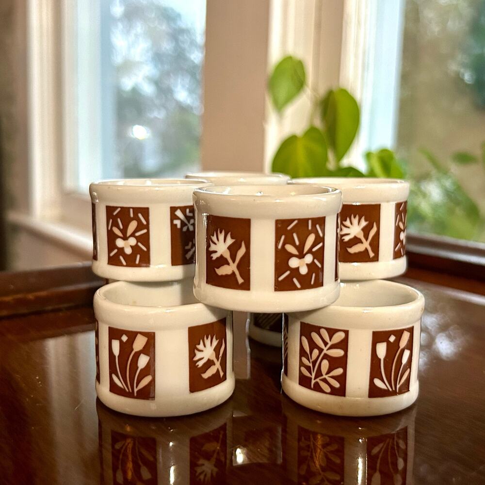 Vintage Town and Country Linen Corp Floral Porcelain Napkin Rings Set of 8